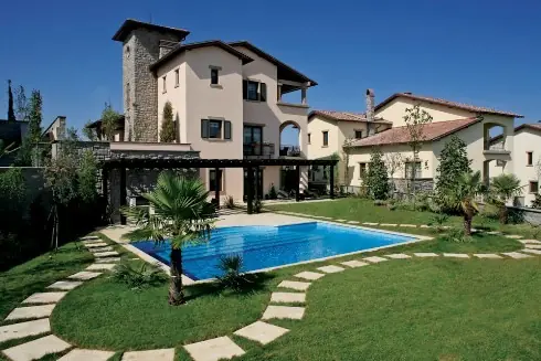 Purchase of a 4–6 bedroom villa in Büyükçekmece, Istanbul