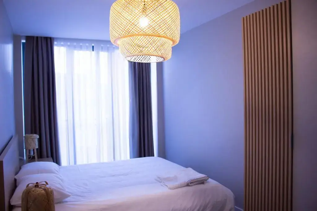 Luxury Complex with 24/7 Security and Full Amenities in Levent, Istanbul